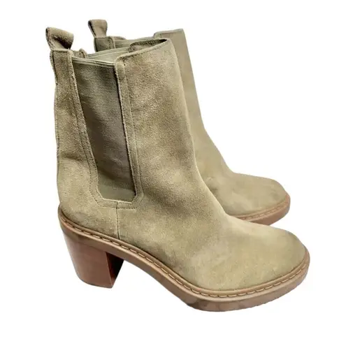 Louise et Cie Boot Size 10 Varsan Platform Chelsea in Sandstorm Suede Block Heel