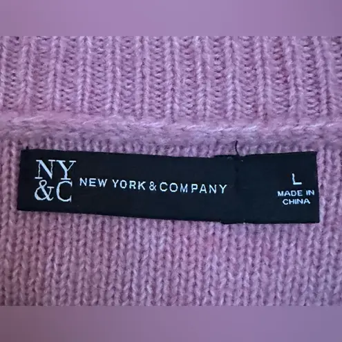 New York & Company Long Sleeve Crew Neck Knit Sweater. Size Large. Mauve Pink