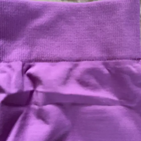 Zenana Outfitters Lilac Leggings Size S/M