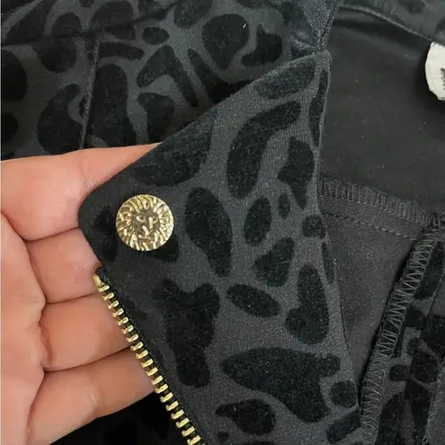 Anne Klein Black Velvet Leopard Print Zip Up Gold Hardware Jacket Blazer Size M