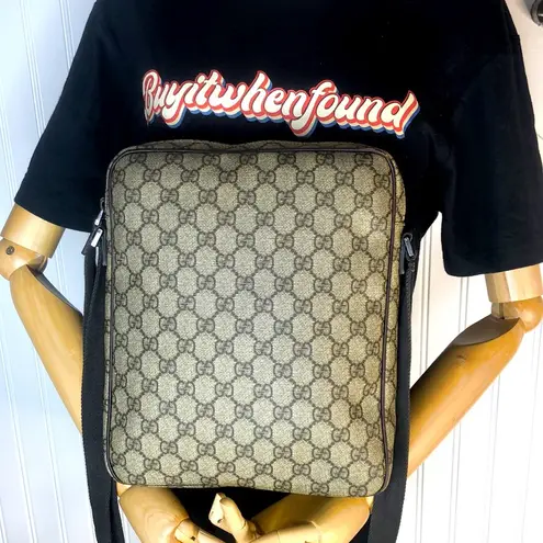 Gucci  Supreme Coated Canvas and Leather Crossbody Messenger Shoulder Bag Vintage - Image 2