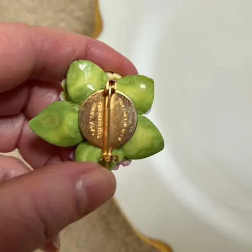 Staffordshire Porcelain Pastel Colored Hydrangea Brooch Green