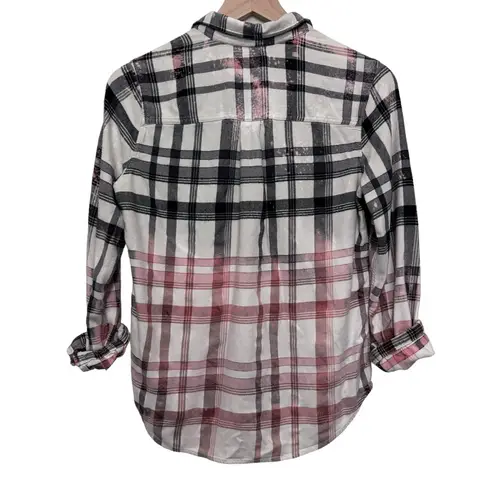 Women’s Hand bleached plaid farmhouse festival fall flannel shirt size small Black