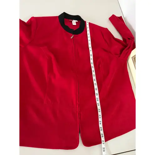 Women's Vintage 90s Red Black Collar Faux Suede