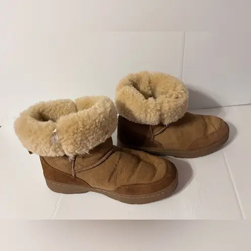 L.L. Bean brown suede lined boots women size 8 M