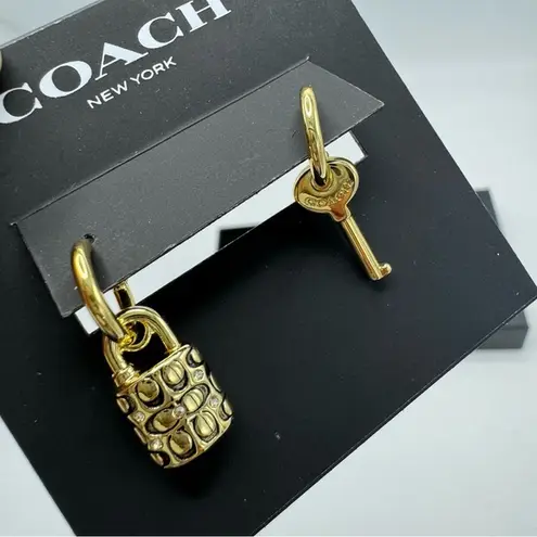 Coach  PADLOCK KEY EARRINGS Mismatched Quilted in Gold NEW