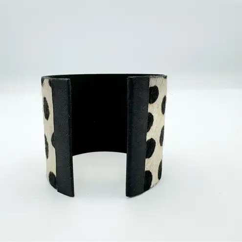 Animal Print Cheetah Faux Fur Cuff Bracelet NEW Gray