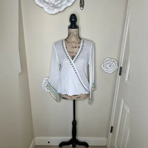 Ivy Jane NTM: Faux Wrap V Neck Bell Sleeve Embroidered Blouse Sz XS