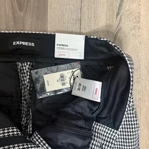 EXPRESS  Black and White Houndstooth Pantsuit