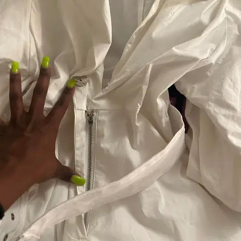 White balloon puff sleeved romper Size M