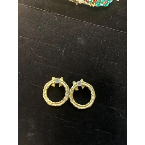 Vintage Christmas Brooches & Earrings Set Gold