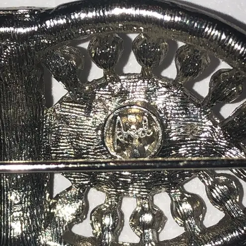 Angel Brand Elegant Vintage Silver Tone Classic Retro Brooch