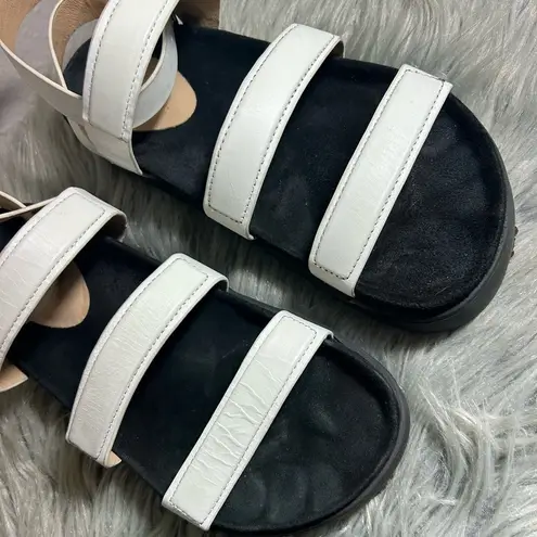 L.A.M.B. by Gwen Stefani Leather Buckle Ankle Strap Platform Sandals Size 8.5