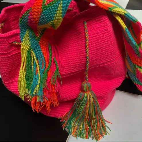 Wayuu NEW Artisan Handwoven Crossbody Drawstring Bucket Bag Neon Pink Tassels