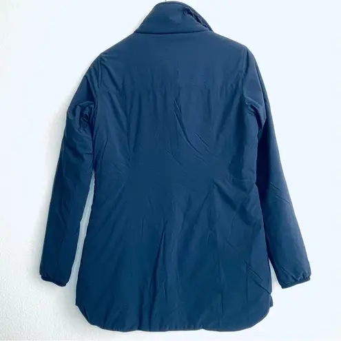 Toad & Co Aeriem Jacket Cozy and Cute navy blue long sleeves hand warmer pocket