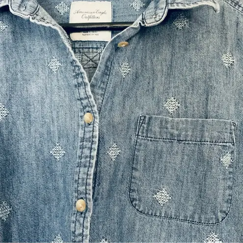 American Eagle AE Women's Button-Up Western Embroidery Stitched Blue Jean Denim Shirt | Size XL