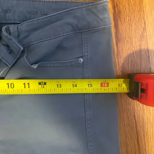 Calvin Klein Jeans Calvin Klein Fashion Mid-Rise Skinny Ankle W/Zipper Jean Microfiber