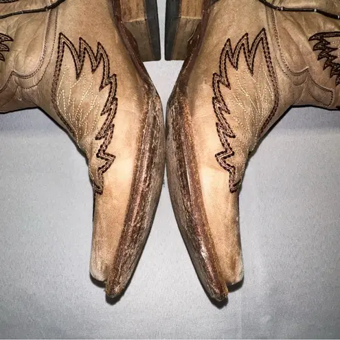 Circle G Corral • Wings Cross Embroidered Leather Western Cowboy Boots Size 10m