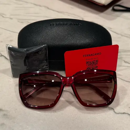 Salvatore Ferragamo SF1018S Sunglasses in Crystal Wine with Grey Gradient Lenses