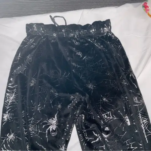 Way to Celebrate Black/Silver Pajama Pant XS Halloween Cozycore Craft Material Black