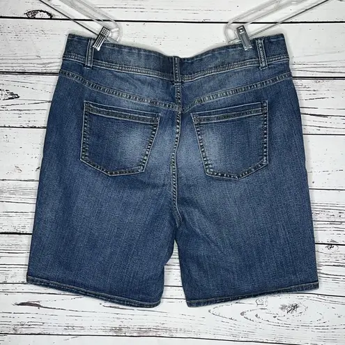 Lane Bryant  Size 18 Blue Denim T3 Technology Elastic Waist Bermuda Jean Shorts