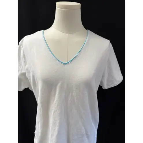 IZOD Women’s White Stretch Tee w/Light Blue accents Sz L
