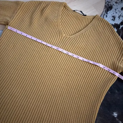 Jenni Kayne Fisherman Organic Cotton V Neck Knit Sweater in Mustard Size Medium