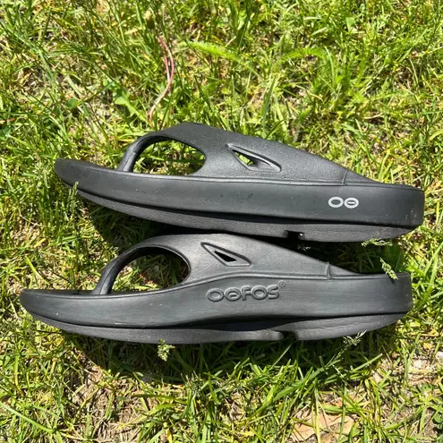 OOFOS OOmega OOlala Unisex Flip Flops Sandals Thongs Black M6 W8 Size 8 thumbnail 4