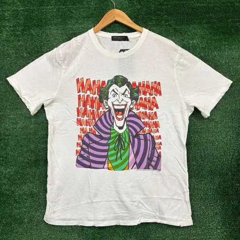 DC Comics Batman Universe Joker T-Shirt Size Large