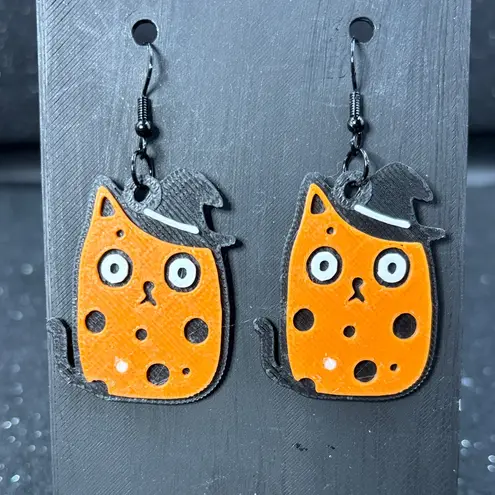 π Black Cat Halloween Earrings β Spooky Orange Cat with Witch Hat Dangles