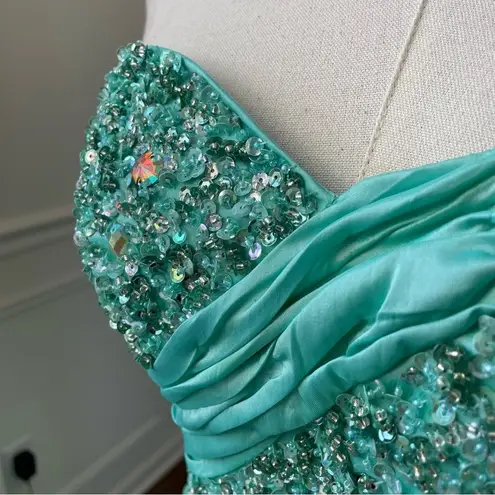 Mac Duggal Mermaid Prom Dress Corset Back Mint 2