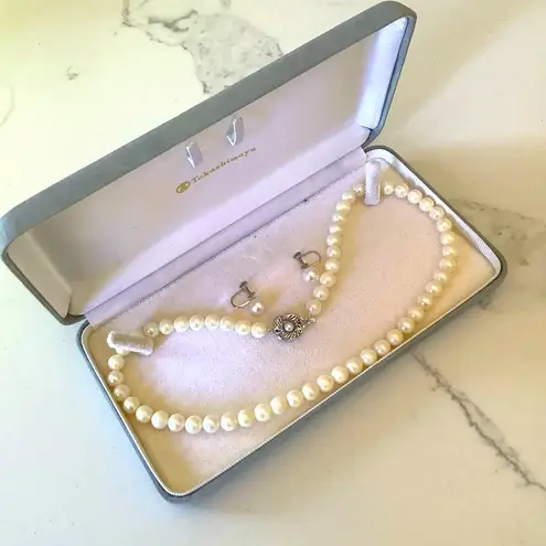 Beautiful pearl necklace setπππ Silver