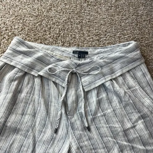 Vince Stripe Linen Foldover Shorts Ivory Navy Size 8