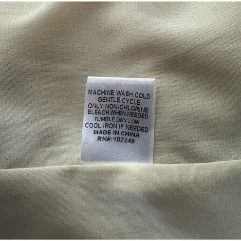 Skies Are Blue Shirt Womens Small Green Cream Paisley Peasant Top Boho Bohemian