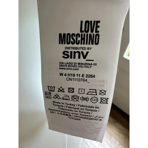 Moschino Love White Graphic Tee Et Voila Hand Print T-Shirt Size 2/38 NWT