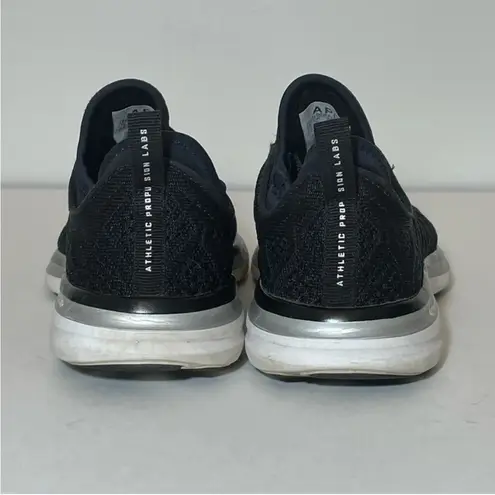 APL Techloom Phantom Black Lace 3D Stretch Propelium® Athletic Shoe in Size 7.5