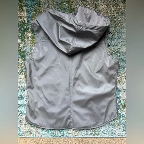 Vintage 90s Y2K NY & Co silver shiny hooded tech vest, size medium