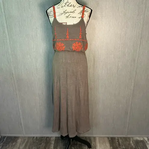 HD in Paris Gray Midi Skirt with Orange Embroidery Size Small