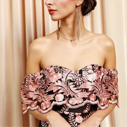 Soiéblu SOIEBLU Off Shoulder Embroidered Mexican Catrina Elegant Mermaid Maxi Dress Sz S