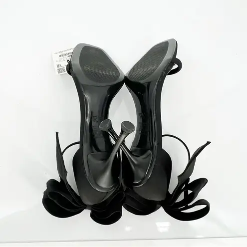 ZARA NWT  Heeled Sandals with Maxi Bow 6.5 Black