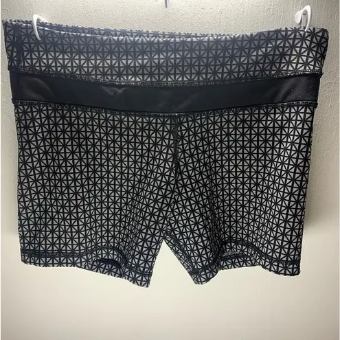 Lululemon  Athletica Groove Short R - TGRX/BLK - Size Small Women’s Biker Shorts