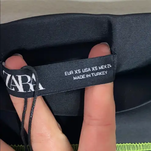 ZARA  mid-thigh biker shorts with neon stitching size XS