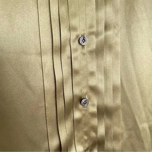 Tom Ford New Fluid Fit Pleated Silk Charmeuse Button-Up Shirt in Fg710 Pale Sage