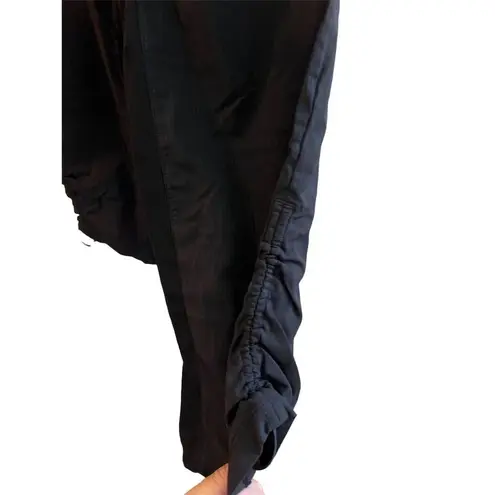 Lululemon Beyond The Studio Crops Loose Ankle Pants Black Size 4 Yoga Gy…