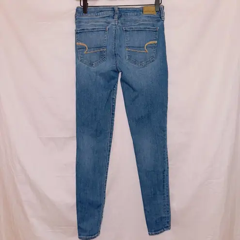 American Eagle  medium wash denim next level stretch mid rise jegging jean size 2