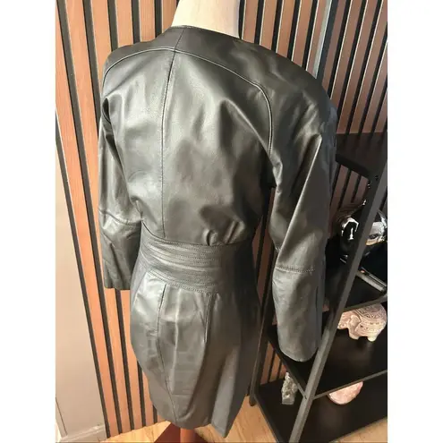 Yucatán bay black leather dress vintage size 8 long sleeve from fitting stylish