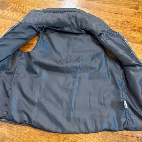 Women’s Medium Gray Full Zip Lined Puffer Vest Utility Winter Sleeveless Casual