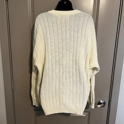 American Weekend Woman's Cream White Sweater Size 22W