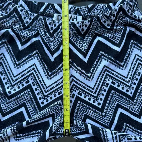 Darah Dahl Chevron Print Boho Super Flare Pants in Black/White Mixology Black