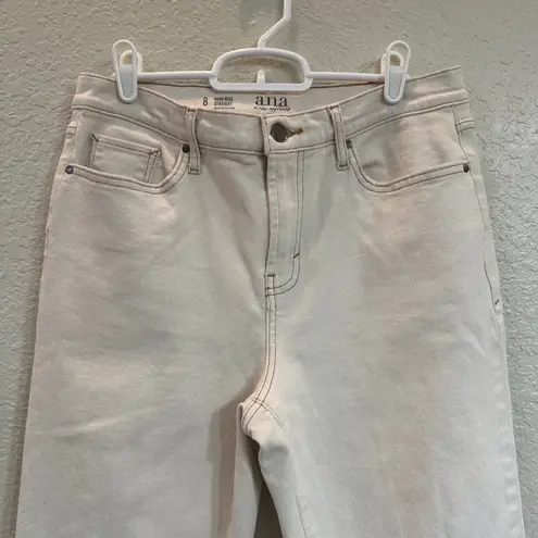 a.n.a  Women's 8 High-Rise Straight Leg Jeans Neutral Wash Denim Everyday Casual‎